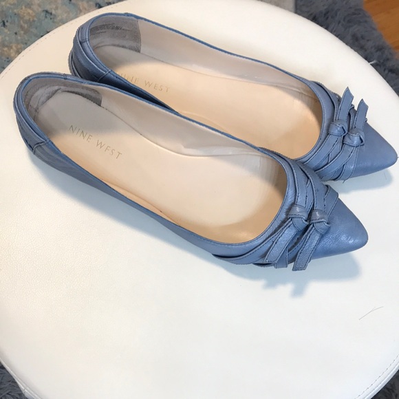Nine West Baby Blue Flats - Picture 1 of 8